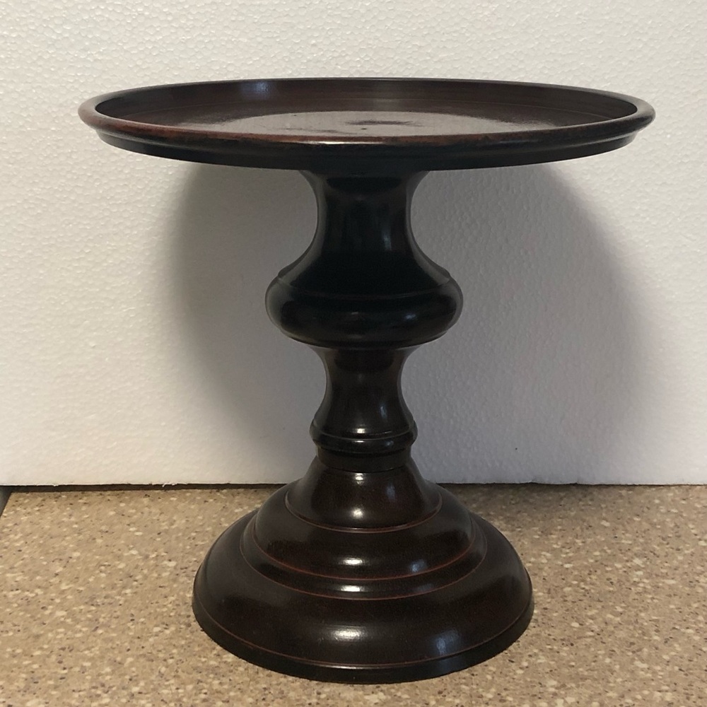 Yankee Candle &Co. C/T Dark Brown Pedestal Stand Centerpiece